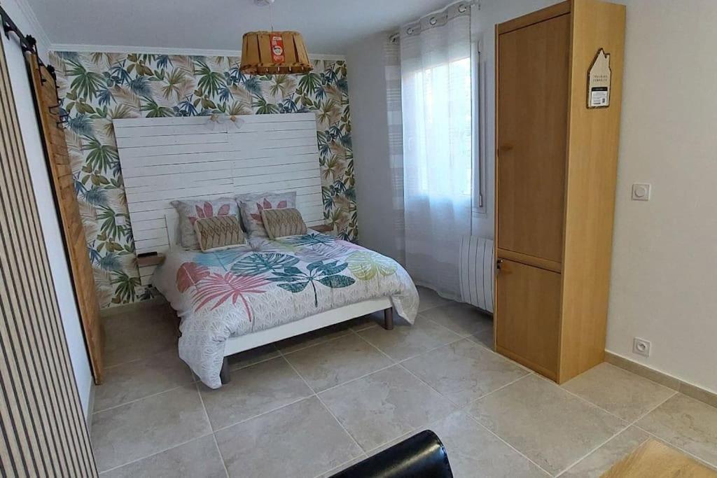 Gite De L'Olivier, Classe, Climatise, Jardin Avec Parking Gratuit Devant Le Logement Et A 5 Minutes Du Centre-Ville A Pied LʼIsle-sur-la-Sorgue 외부 사진