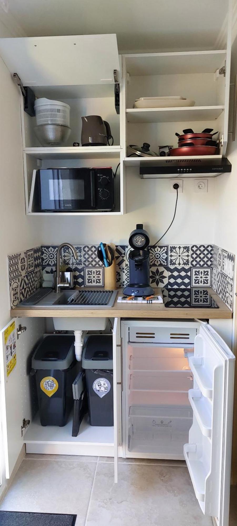 Gite De L'Olivier, Classe, Climatise, Jardin Avec Parking Gratuit Devant Le Logement Et A 5 Minutes Du Centre-Ville A Pied LʼIsle-sur-la-Sorgue 외부 사진