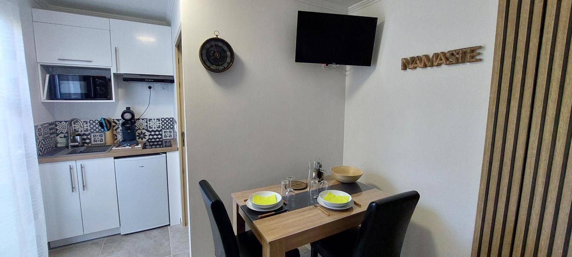 Gite De L'Olivier, Classe, Climatise, Jardin Avec Parking Gratuit Devant Le Logement Et A 5 Minutes Du Centre-Ville A Pied LʼIsle-sur-la-Sorgue 외부 사진